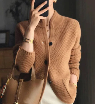 Brown / S